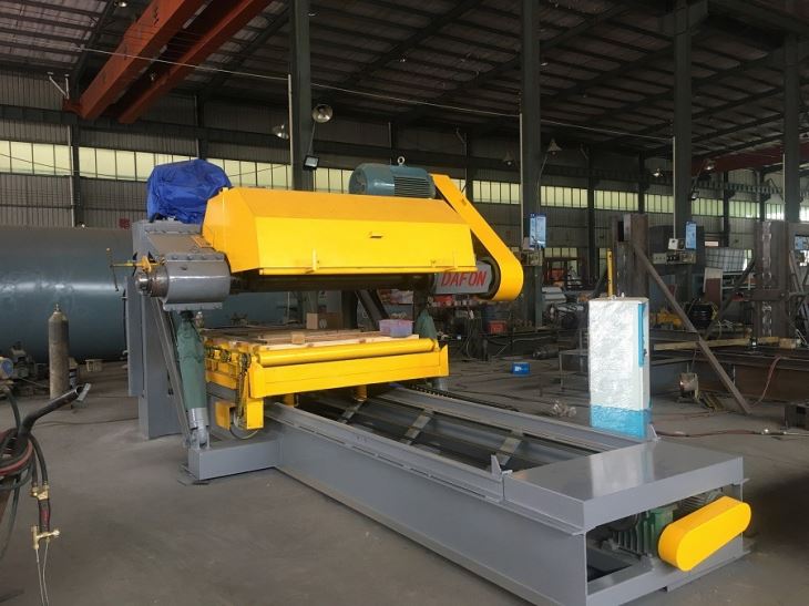DAFON curbstone cutting machine (116)